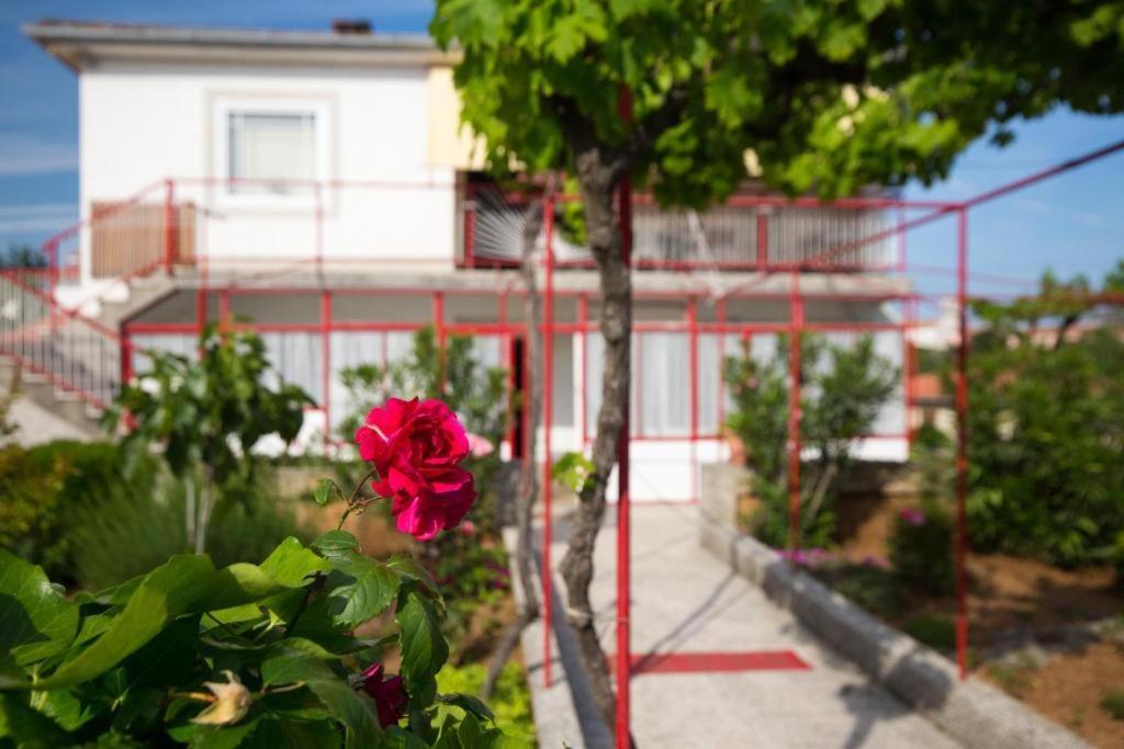 Apartments Hodanic Krk Town Luaran gambar
