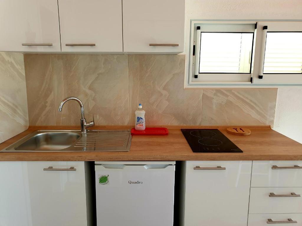 Apartments Hodanic Krk Town Luaran gambar