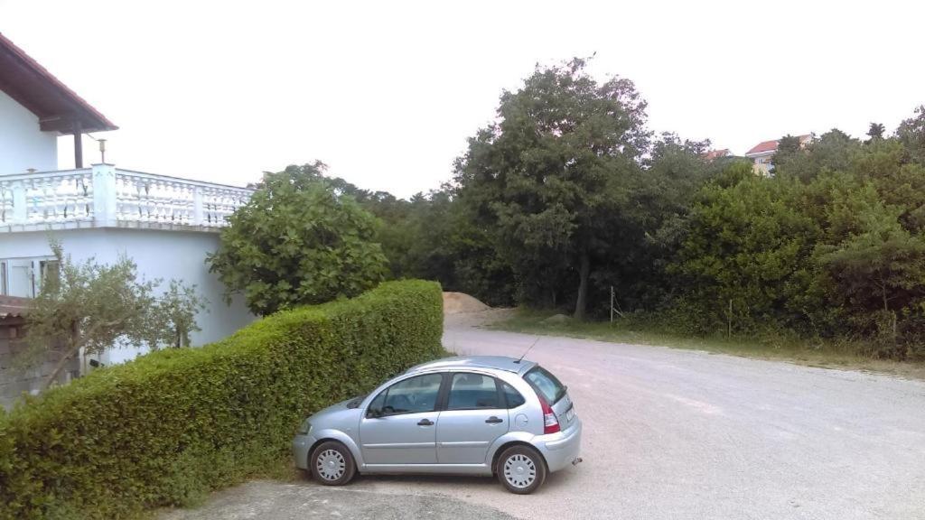 Apartments Hodanic Krk Town Luaran gambar