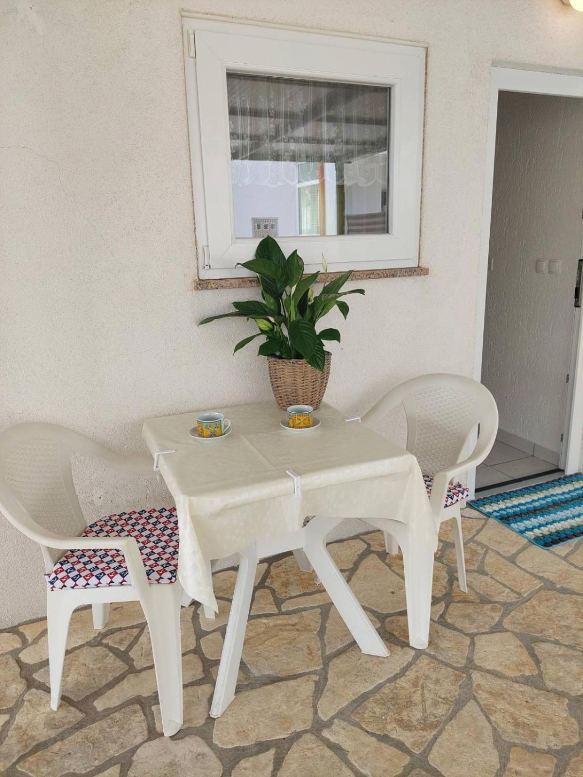 Apartments Hodanic Krk Town Bilik gambar
